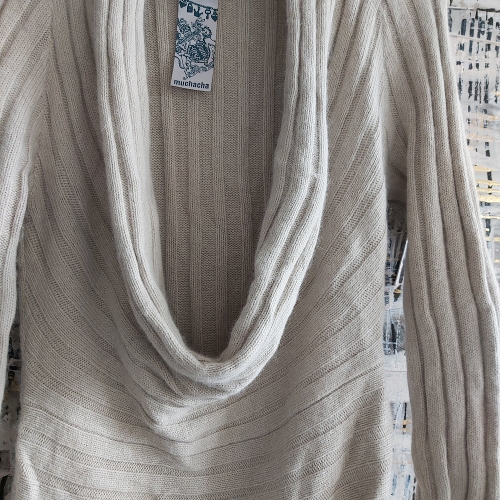 Dress - Picture 3 of 5